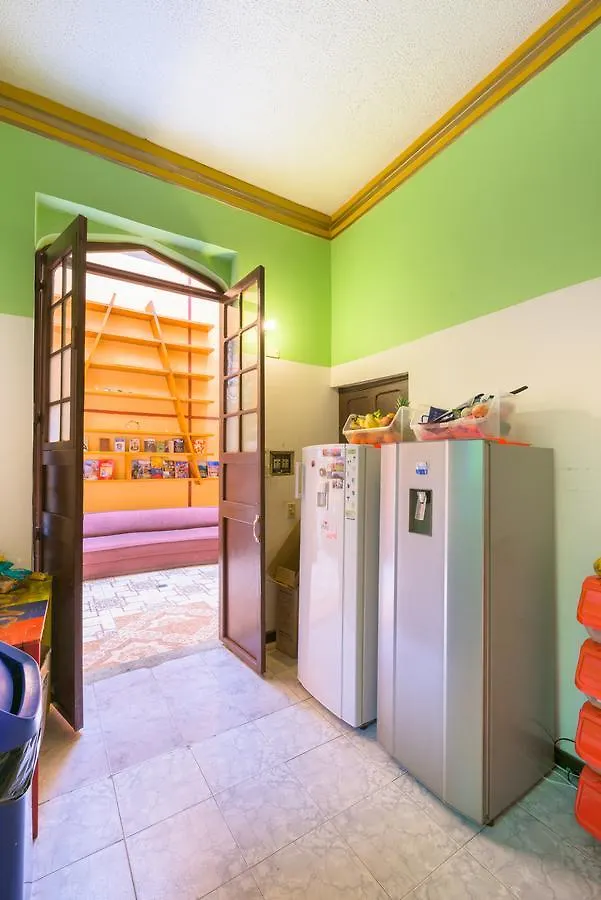 Casa Del Sol Otel Bogotá Konukevi